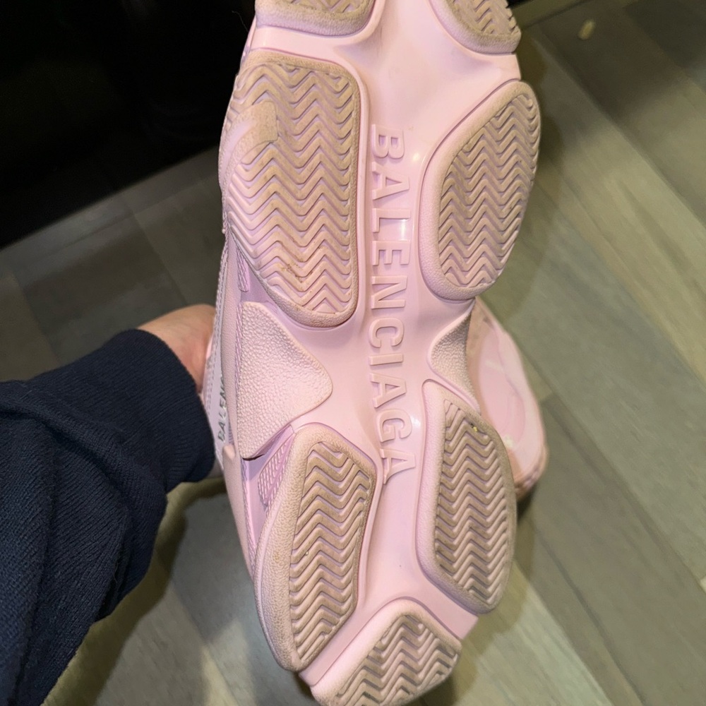 BALENCIAGA Triple S platform sneakers (AUTHENTIC): used - Picture 9 of 15
